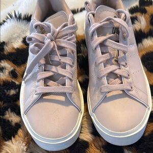 Used Adidas (Stan smith) Women's Casual Sneakers